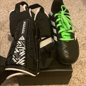 Boys soccer ⚽️ cleats and shin guards